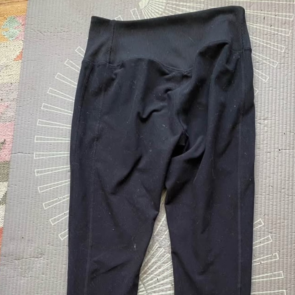 ALO Yoga Black Leggings